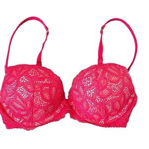 EUC! Victoria Secret Bombshell Plunging Dark Pink/Red Lace Padded Push Up Bra -